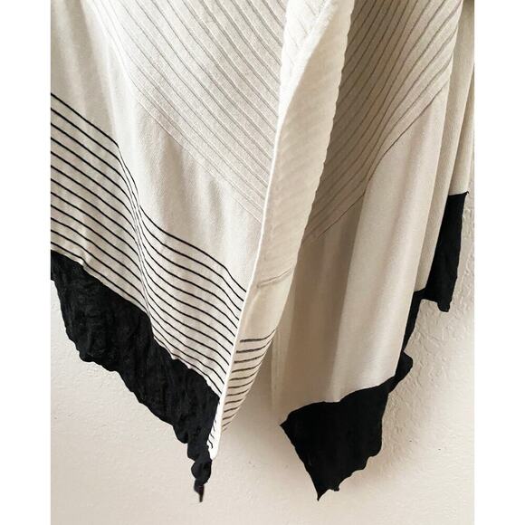 Stella Carakasi Women's Open Front Waterfall Asymmetrical Beige Black Sweater XS - Picture 4 of 8